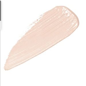 NARS creamy concealer in shade L2